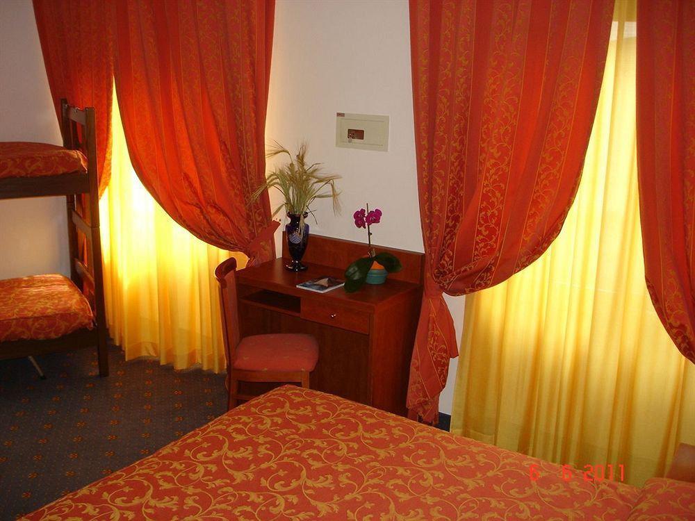 Hotel Garden Limone sul Garda Extérieur photo