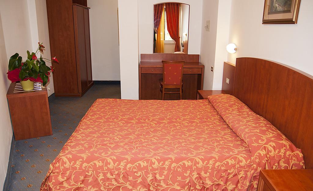 Hotel Garden Limone sul Garda Chambre photo