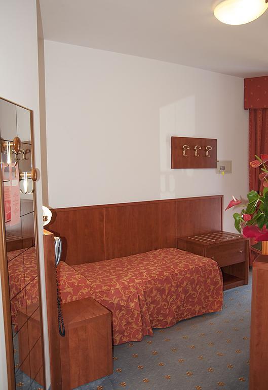 Hotel Garden Limone sul Garda Chambre photo